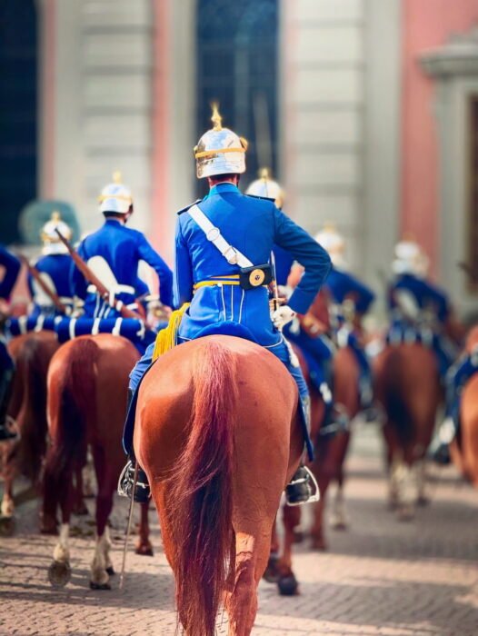 17CD367D-3E28-4298-820C-BFBA1627DC7D