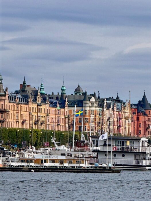 2790ADC0-C76C-400B-A8E6-37B035928D2F