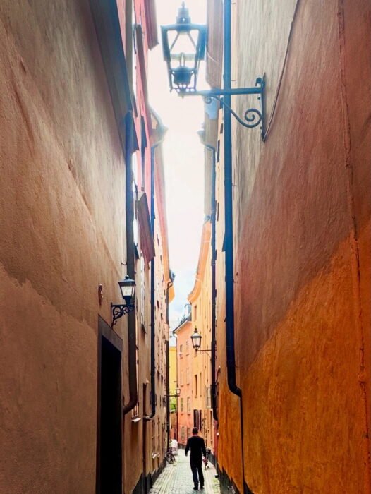 2DD7FB8D-6A20-495F-B545-C164B7A831BA