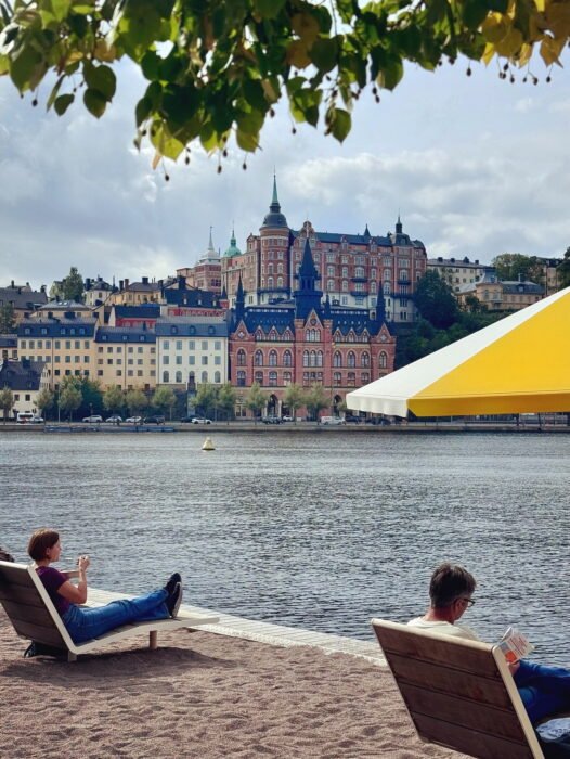 34B8C3D8-0681-4777-AF19-9F75E40C0BA4