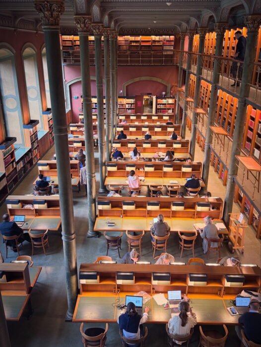 540A55B3-A9E0-46E0-A488-E016B46351FE