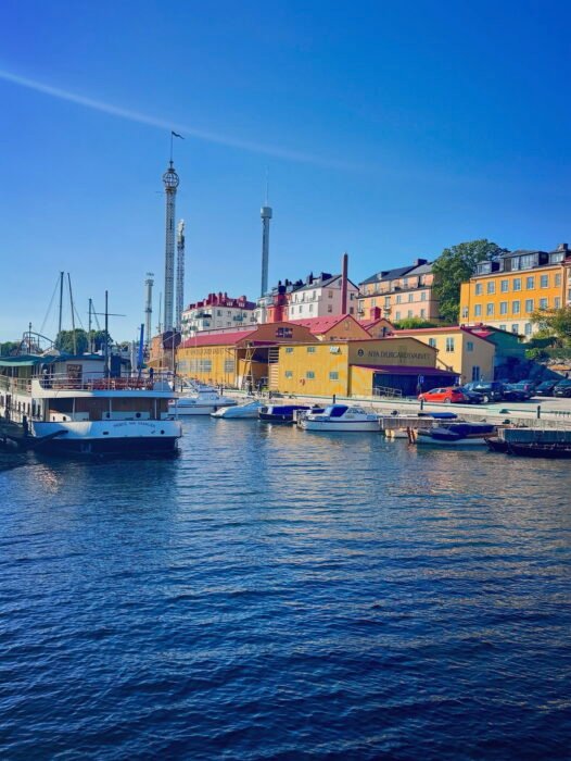 5A77B87F-8E7D-4EDF-94BA-84DD0E91A8A7