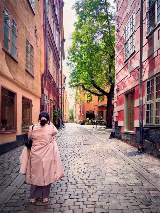 8C564BA8-CB88-4A63-B203-121B1FF77D88