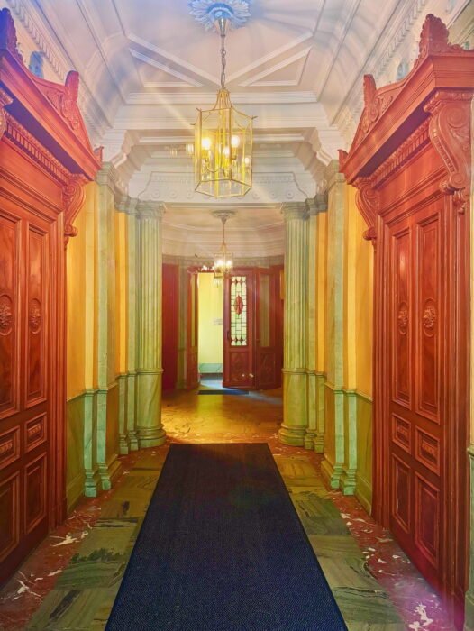 98D25BDF-7065-4C03-BEB3-B6301FEE3018