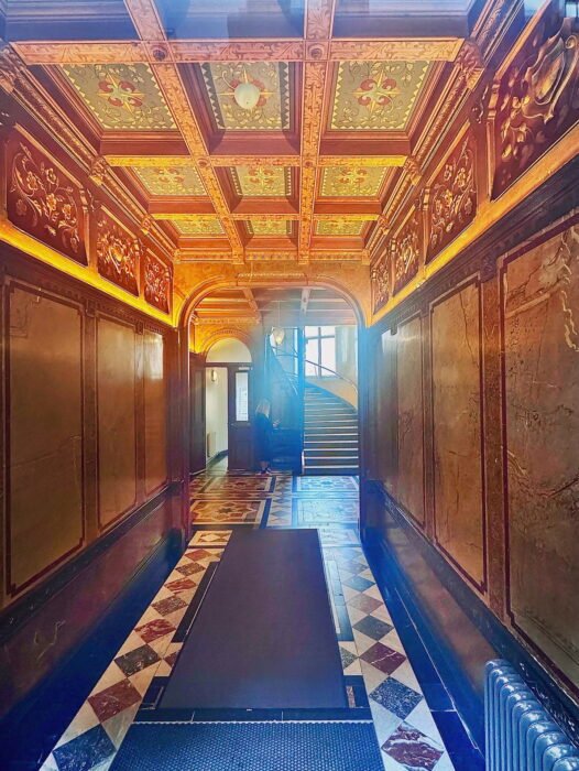 A0EED168-7250-489F-9083-698856F5DBD4