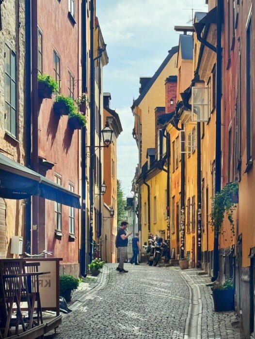 ADF68058-694A-43A6-924D-4D8070489DC6