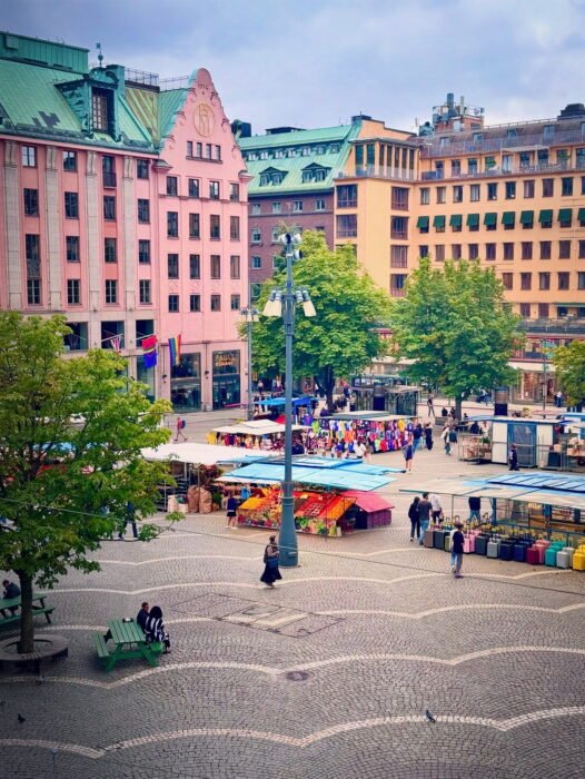 AF63AA6C-E092-4CCC-B200-C75AC23AF46A