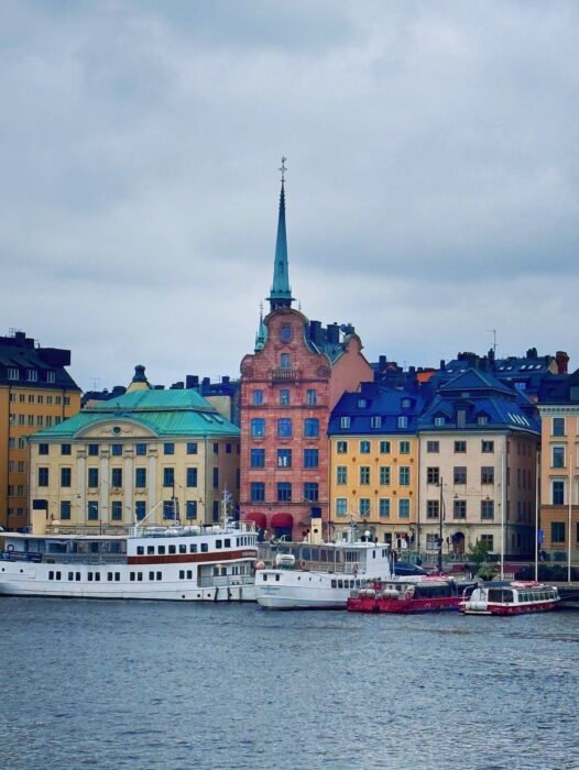 C8E971C4-20DE-44B3-89A6-363281226D49