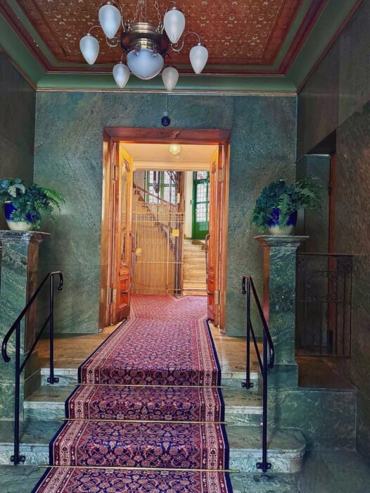 D71B728B-92B9-4FC0-8AEA-4E80AB02FBAC