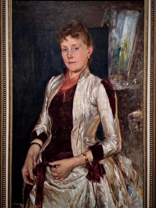 DE3B8F24-9781-4D47-9642-D7E536DA9A9C